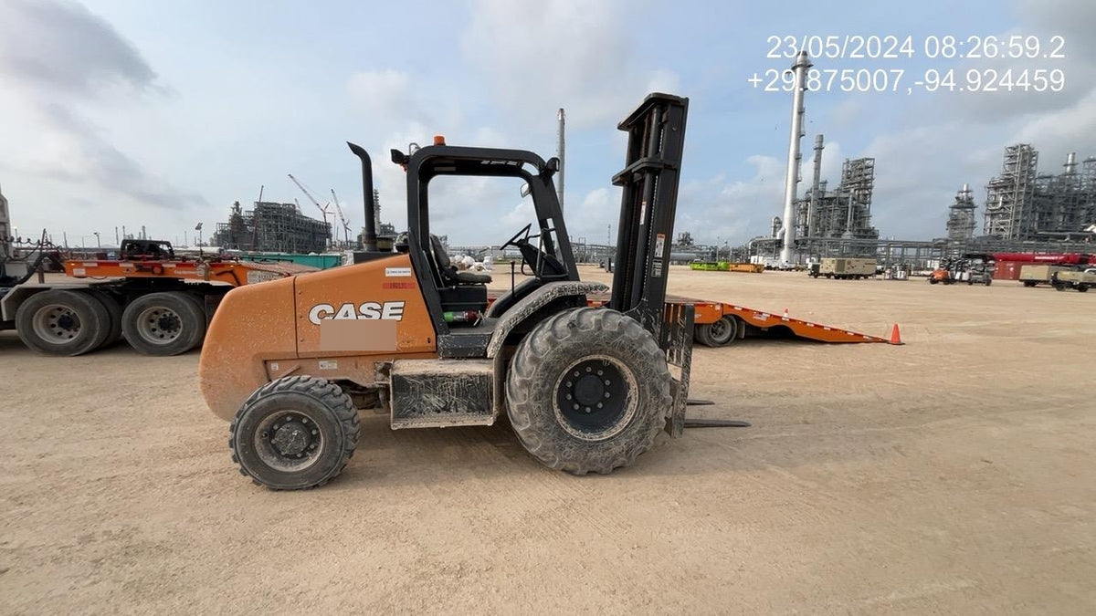 2021 CASE 588H