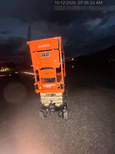 2023 JLG ES1932