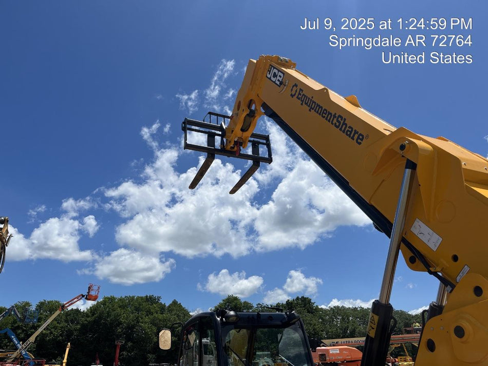 2025 JCB 510-56