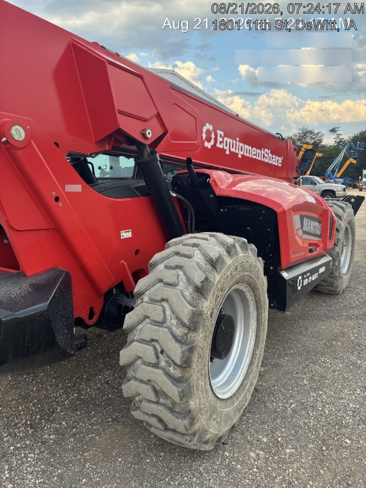 2025 MANITOU MTA1055