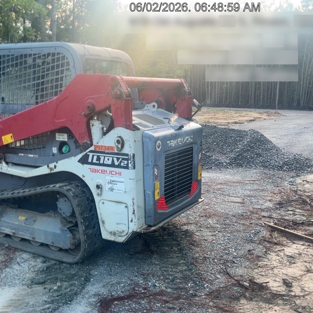 2023 TAKEUCHI TL10V2-CR