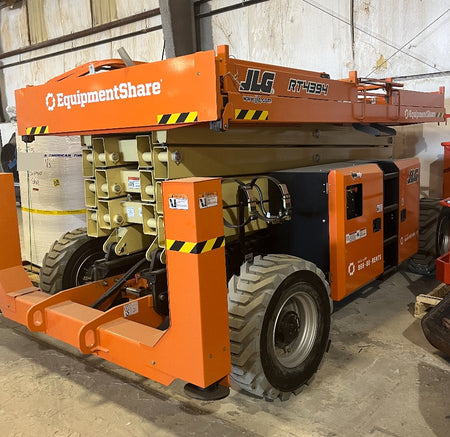 2023 JLG RT4394