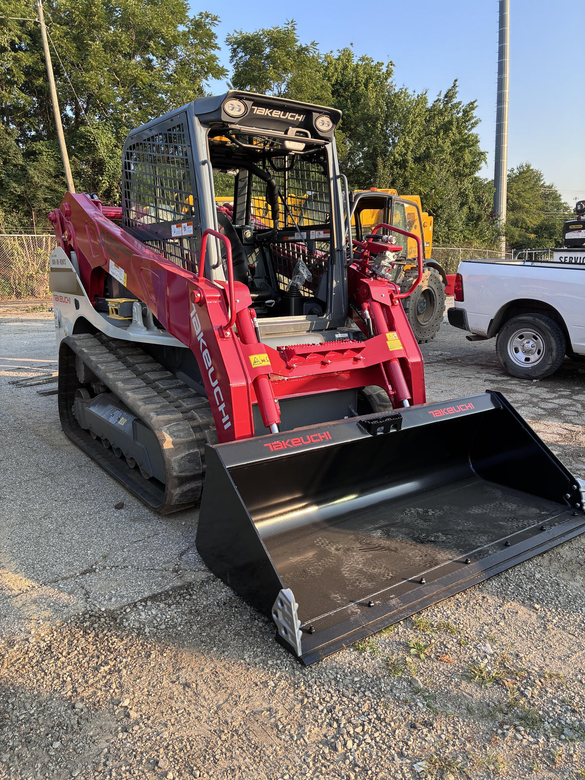 2026 TAKEUCHI TL12V2-CR