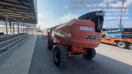 2017 JLG 660SJ