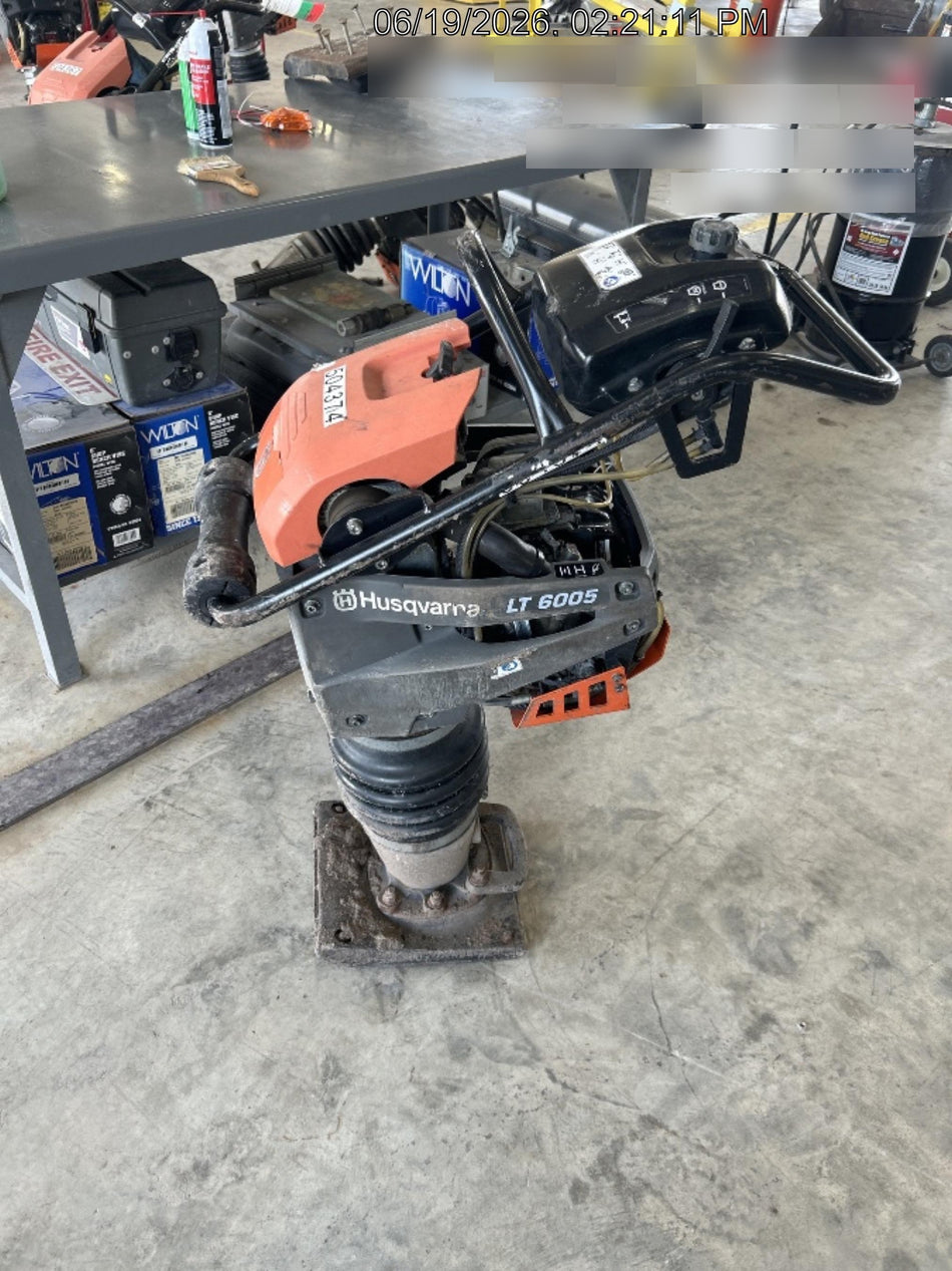 2025 HUSQVARNA LT6005