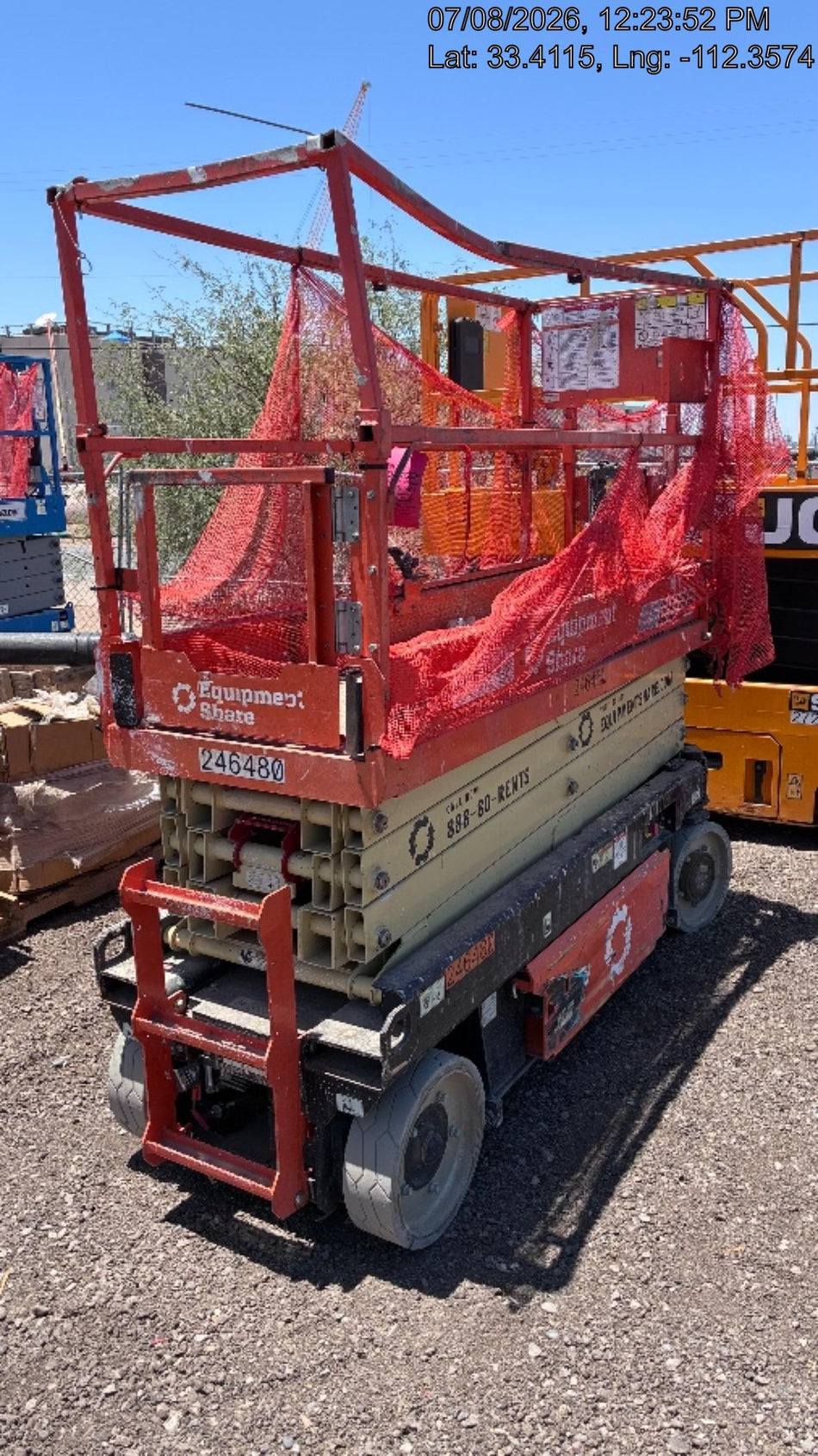 2022 JLG ES2632