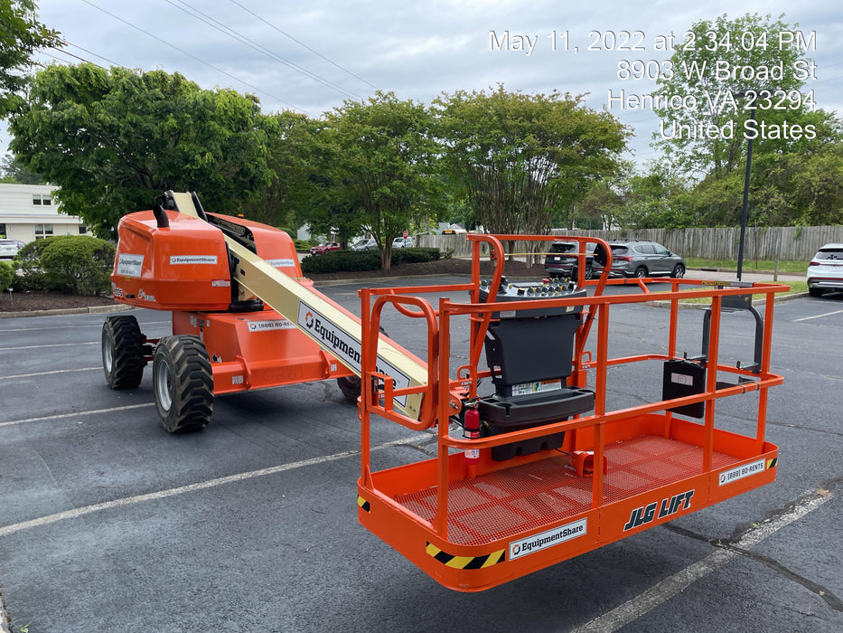 2021 JLG 400S