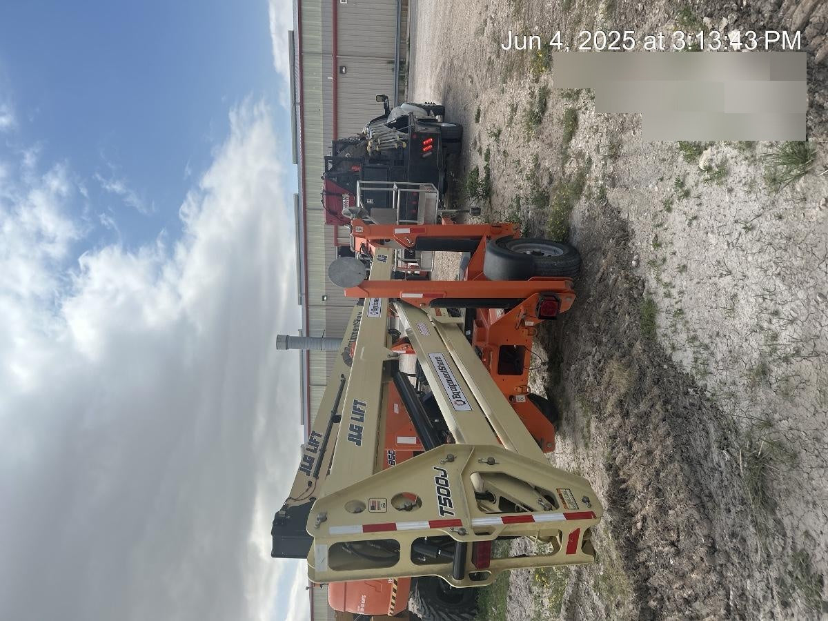 2022 JLG T500J