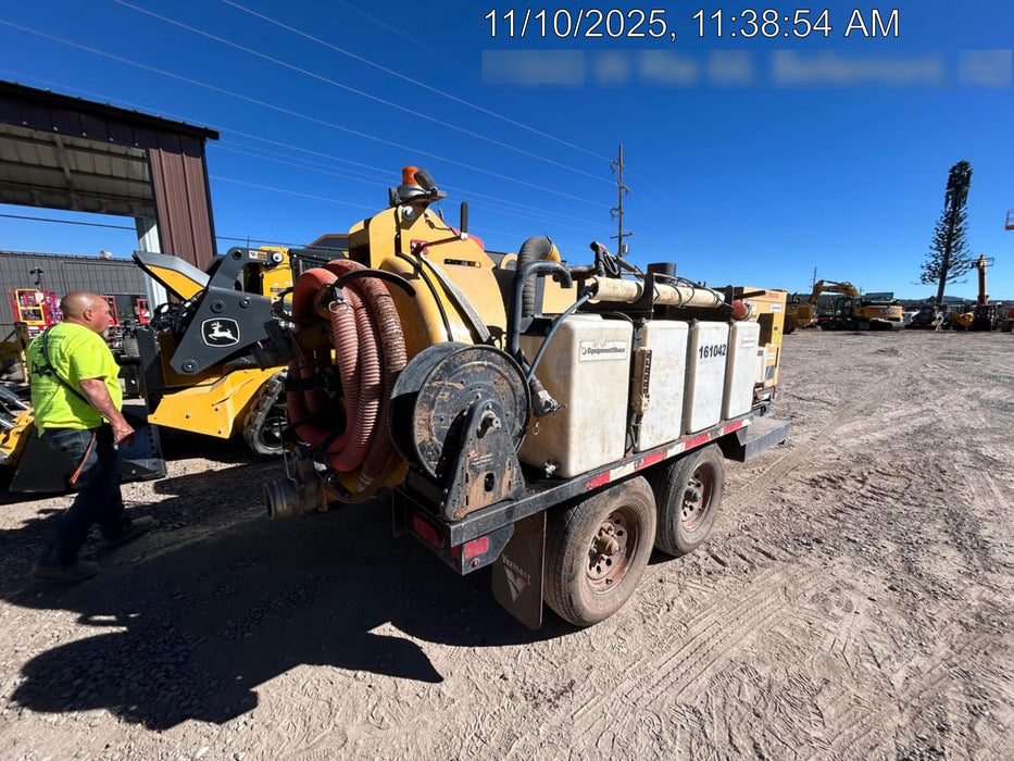2021 Vac-Tron LP573XDT T4 Koehler Diesel Engine, 500 Gallon Debris Tank, x2 100 Gallon Water Tanks