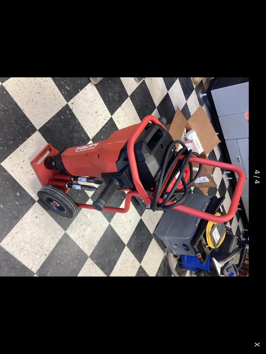 2022 HILTI TE 3000-AVR