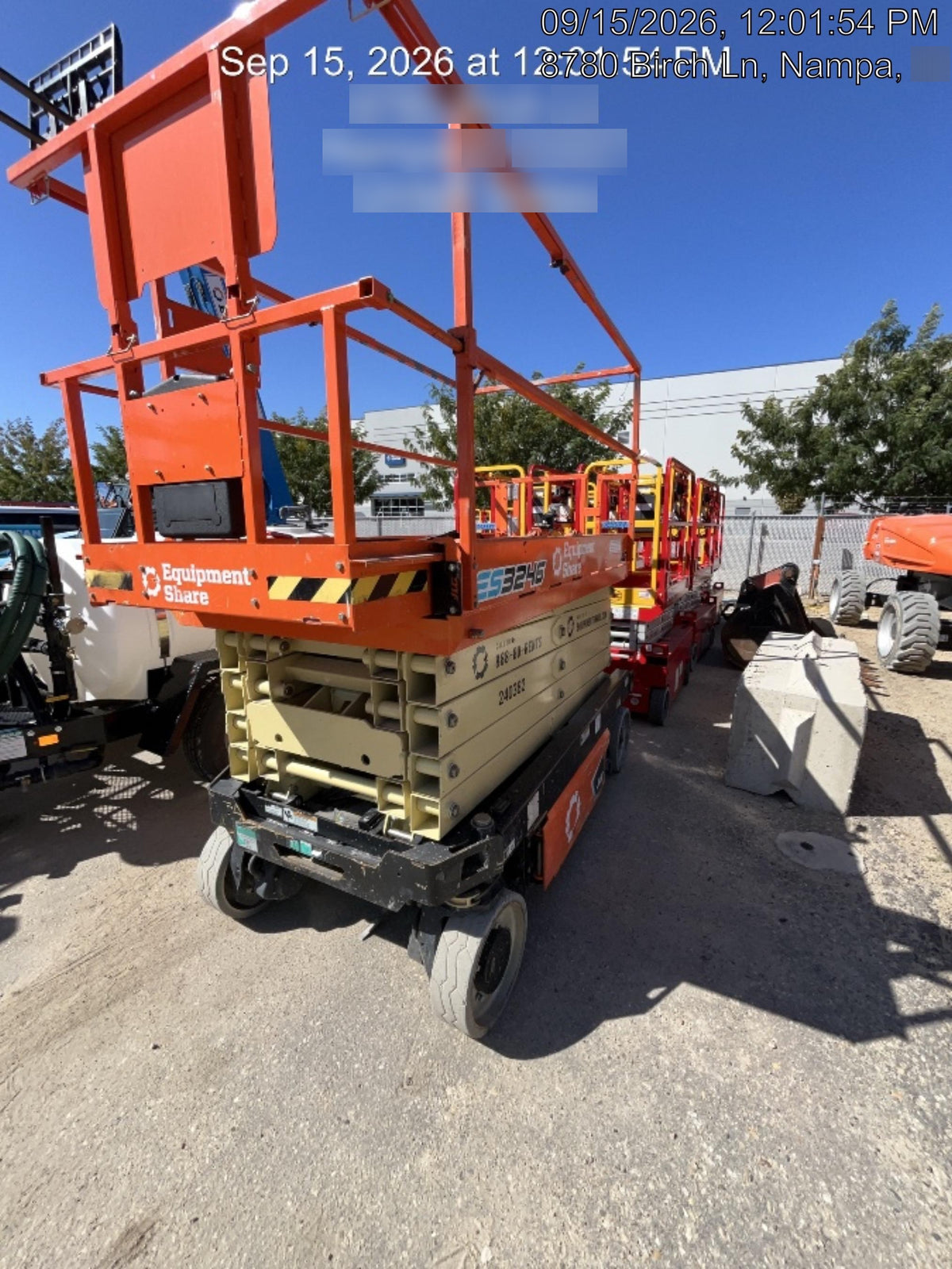 2022 JLG ES3246
