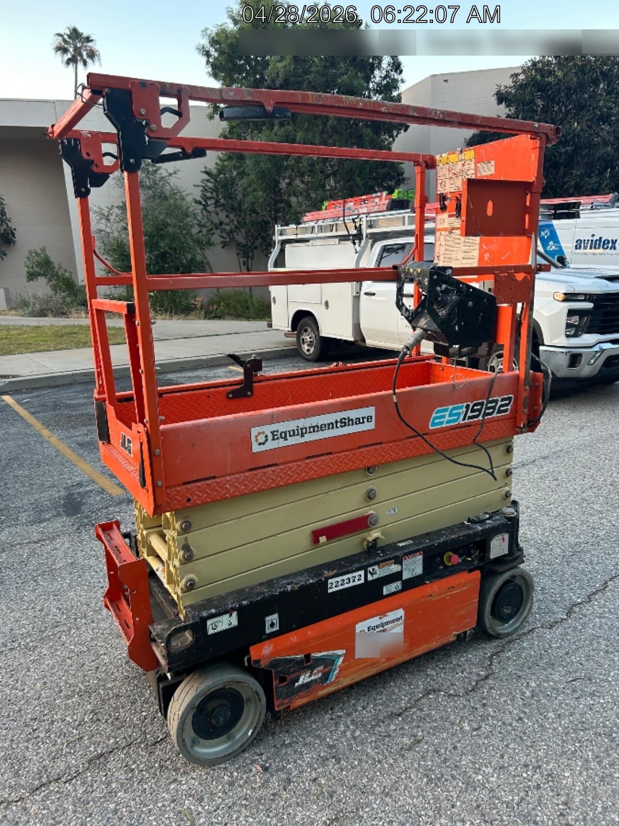 2022 JLG ES1932
