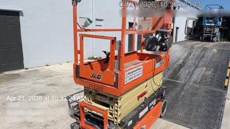 2022 JLG ES1932