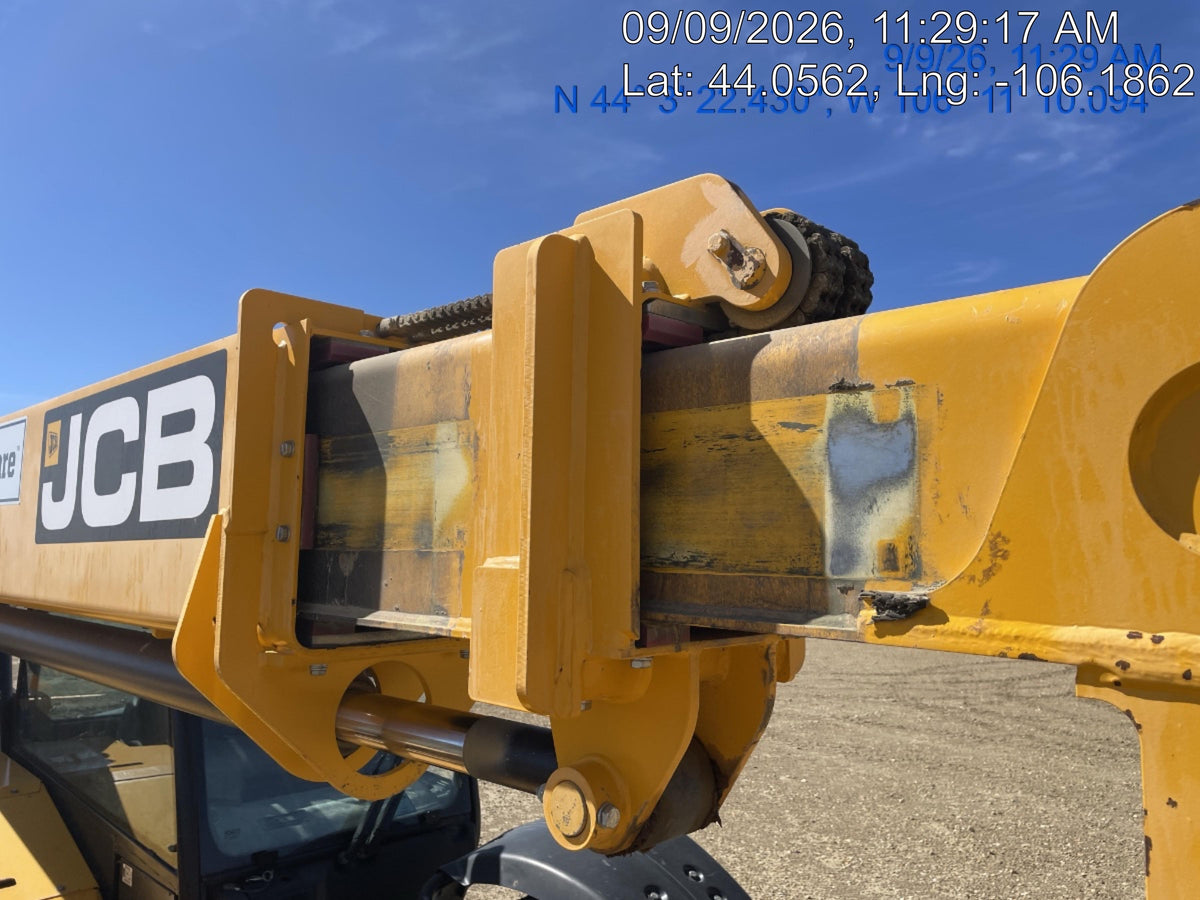 2022 JCB 509-42