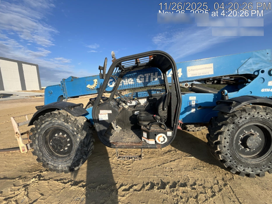 2018 Genie GTH-844 Genie GTH-844 w/ROPS, Work Lights, Solid Tires, RH Cab Mesh, Beacon, 60" Carriage and Forks