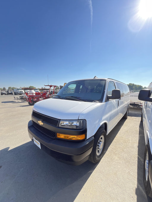 2025 CHEVROLET Express Van - Rental