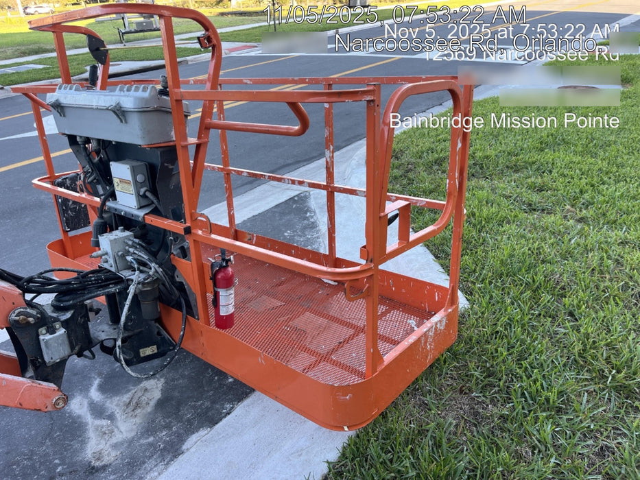 2019 JLG 860SJ