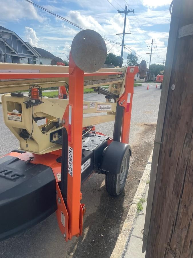 2022 JLG T500J
