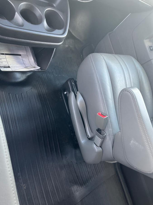 2025 CHEVROLET Express Van - Rental