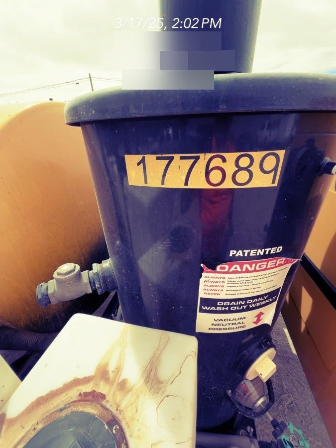2021 VAC-TRON LP573XDT