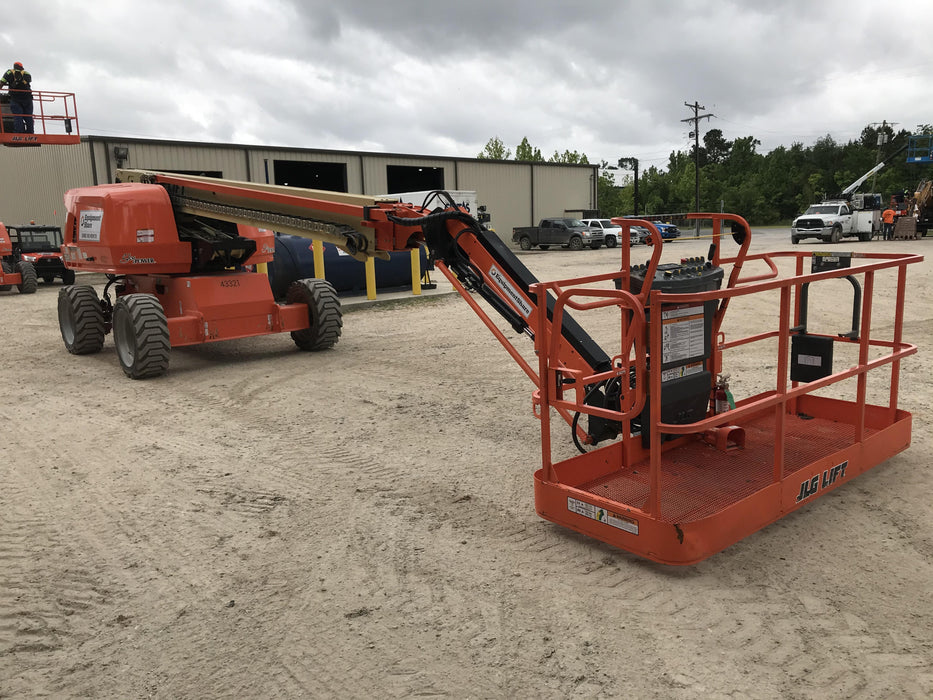 2019 JLG 660SJ