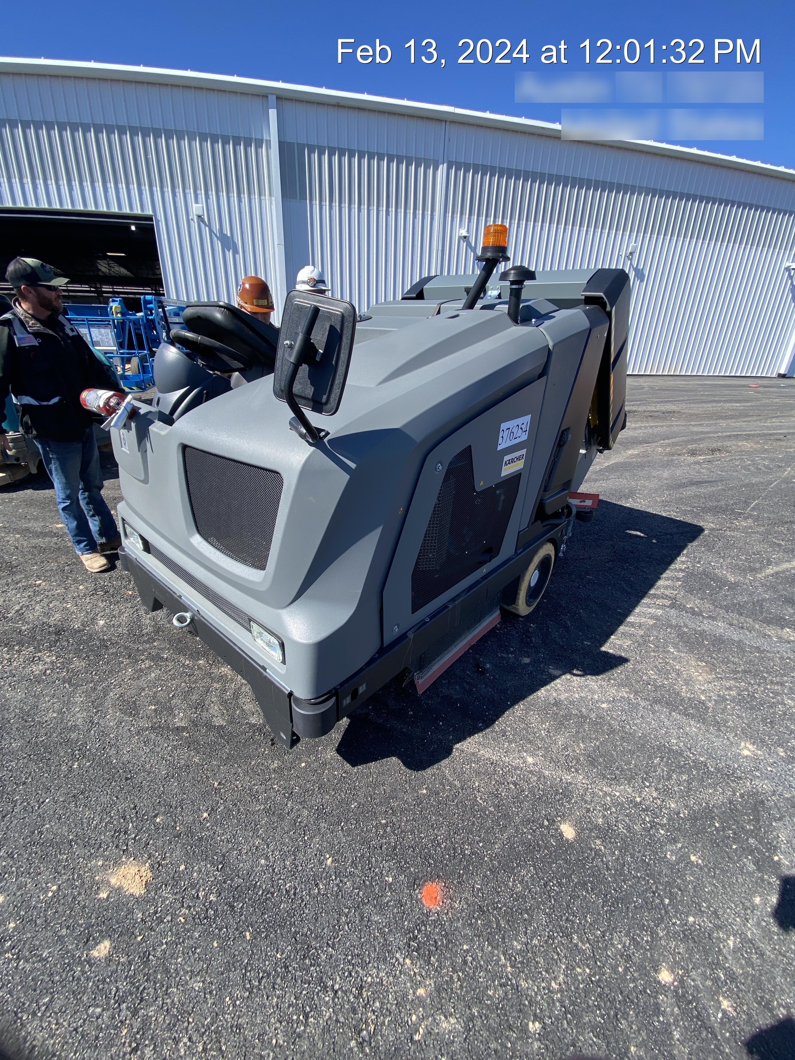 2024 KARCHER B 300 R