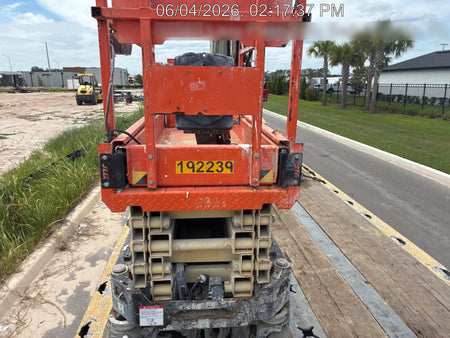 2021 JLG ES1932