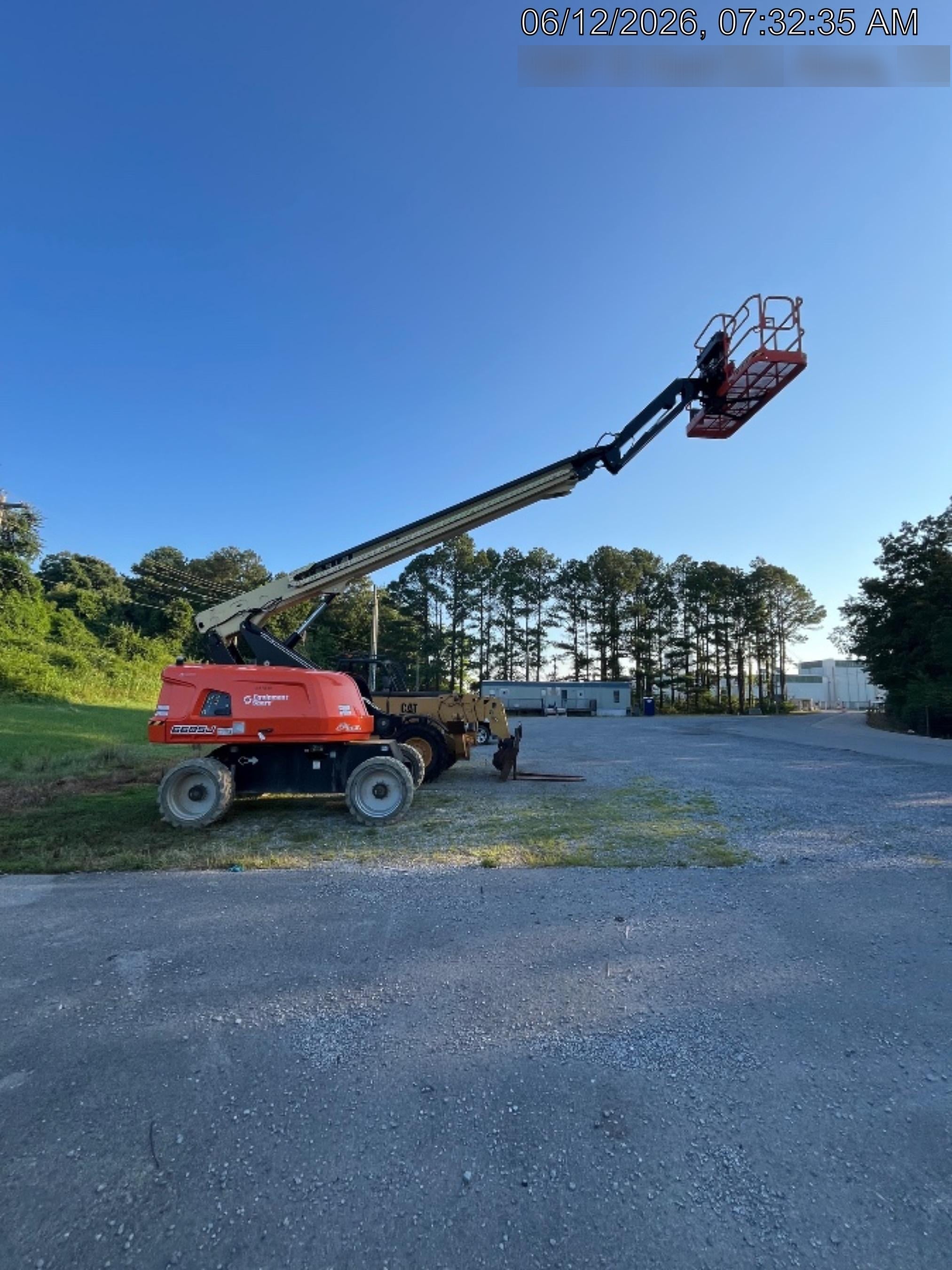 2025 JLG 660SJ