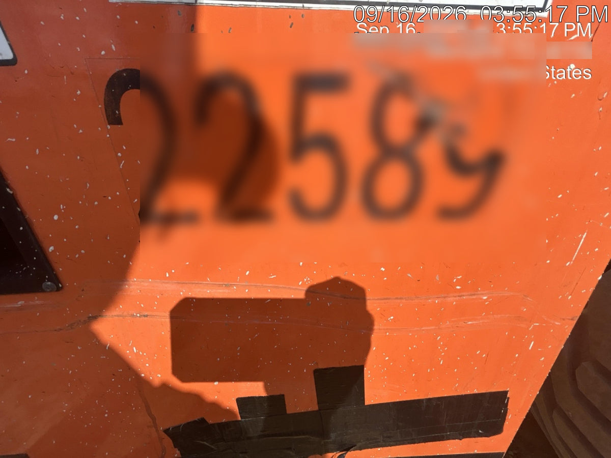 2019 JLG 430LRT