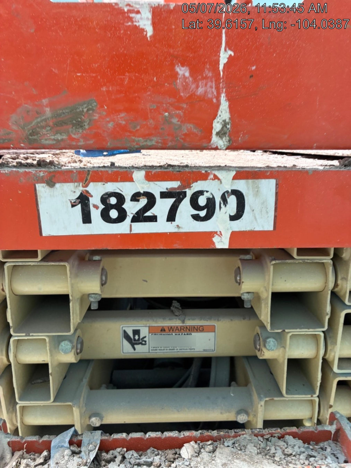 2021 JLG ES1932