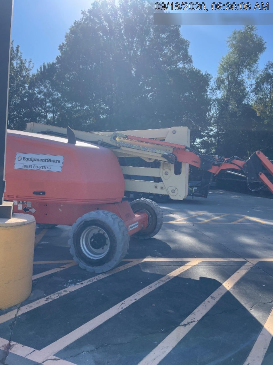 2019 JLG 450AJ