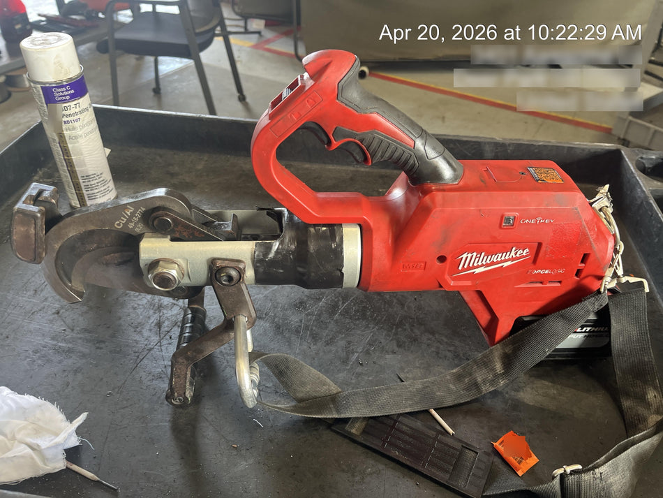 2021 MILWAUKEE 2776-21