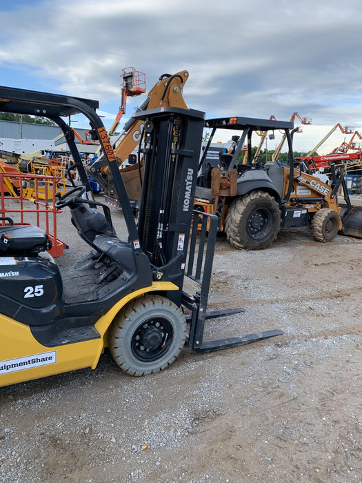 2021 KOMATSU FG25T-16 LP