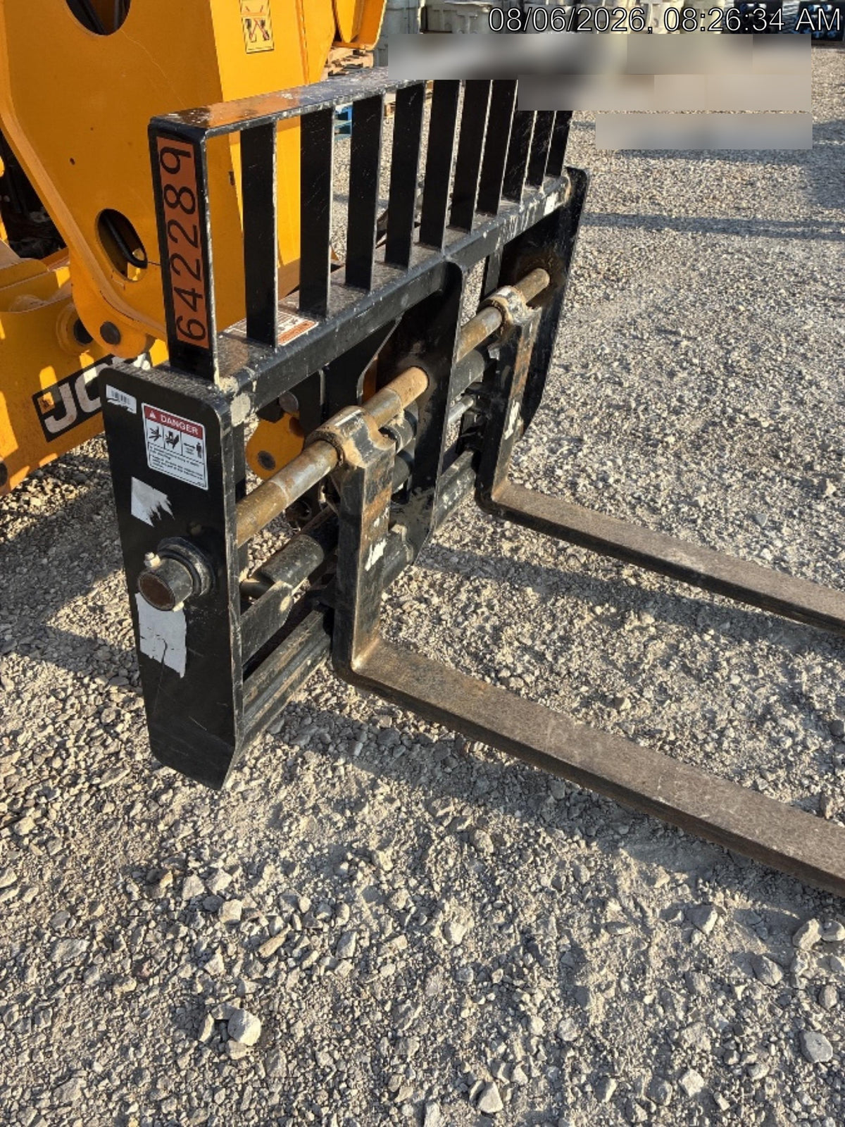 2025 JCB 400/F7377