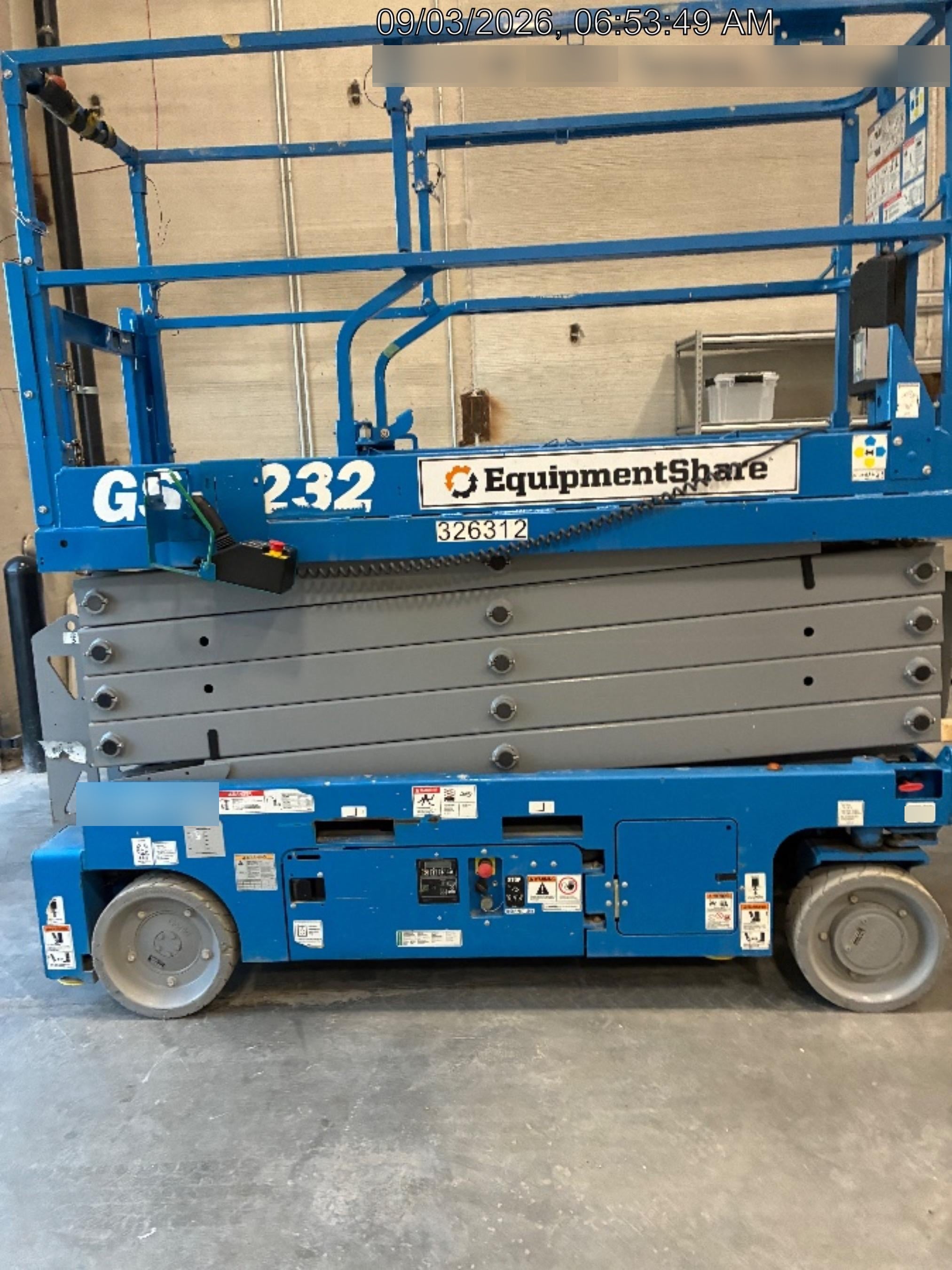 2023 GENIE GS-3232