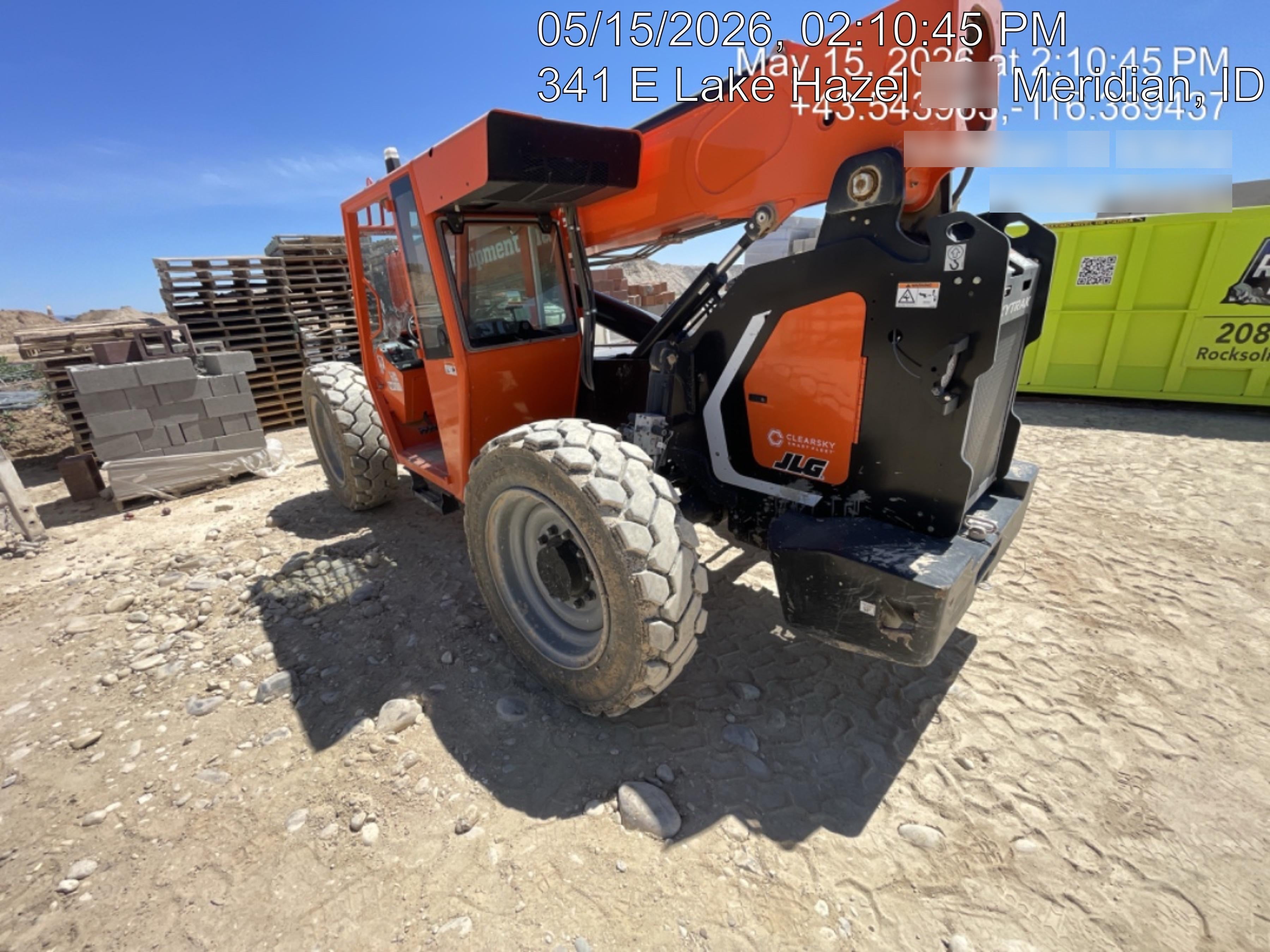 2024 SKYTRAK 8042