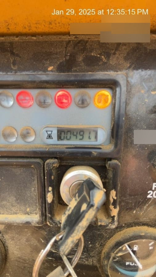 2022 VAC-TRON LP573XDT