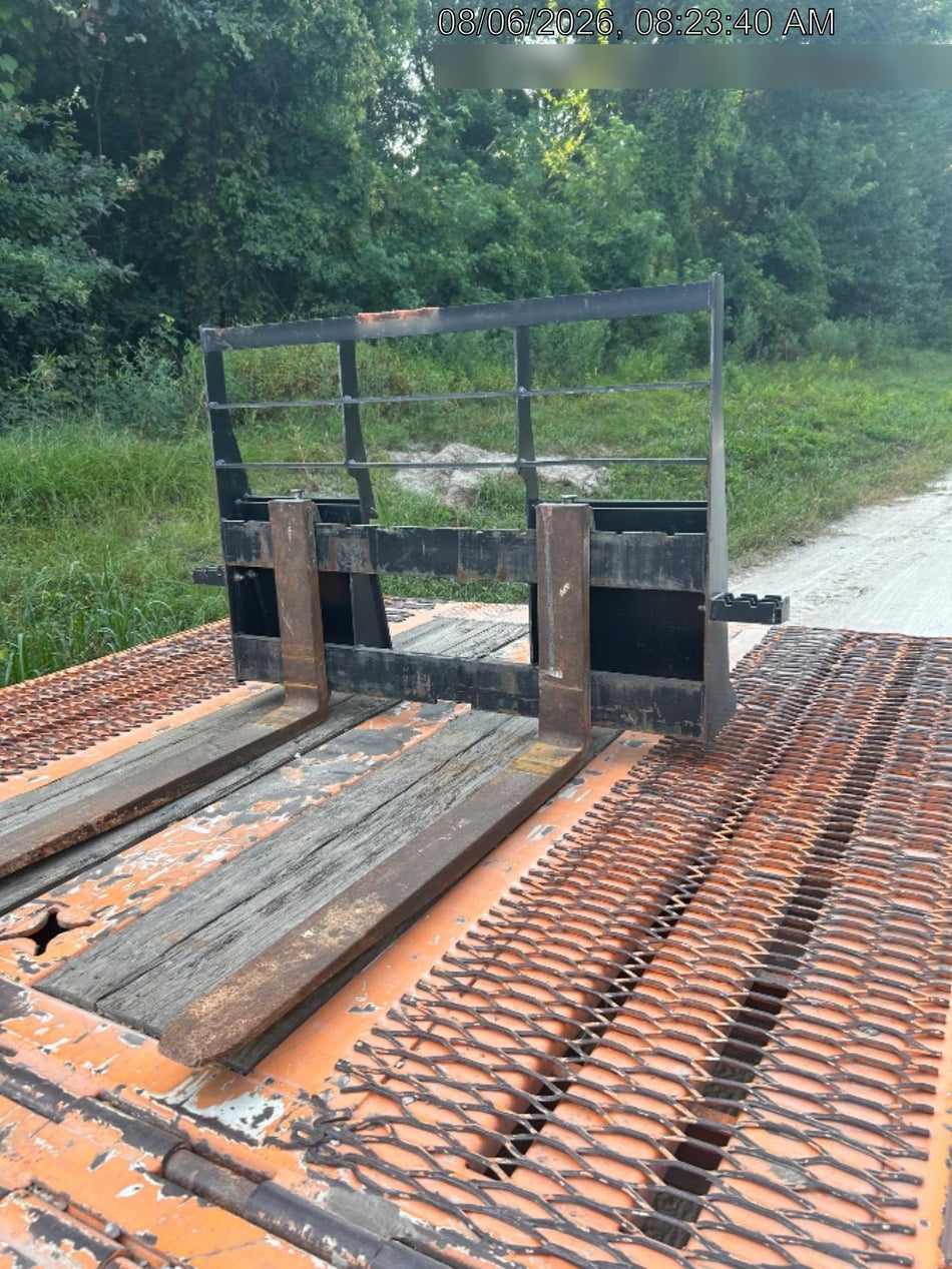 2025 ARROW MATERIAL HANDLING F5100CB - 72"