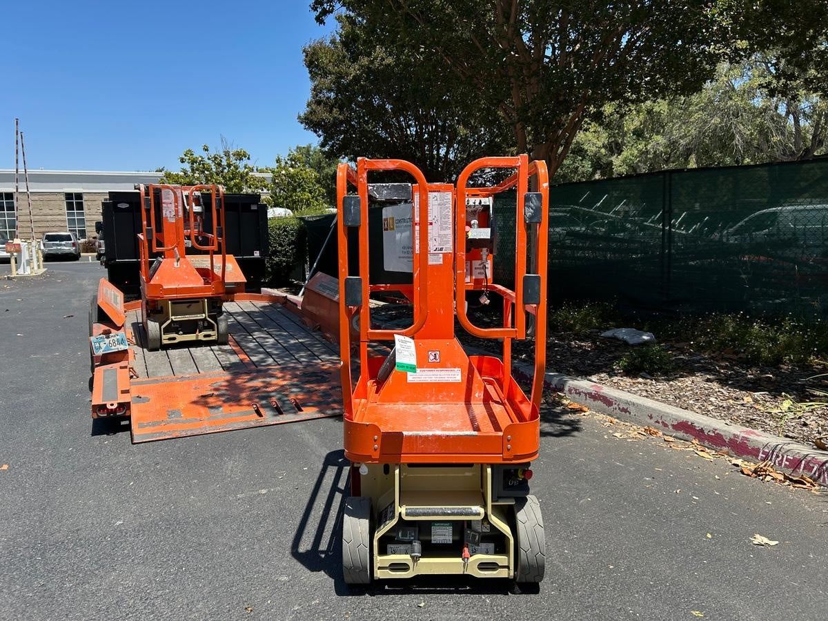 2024 JLG 1230ES