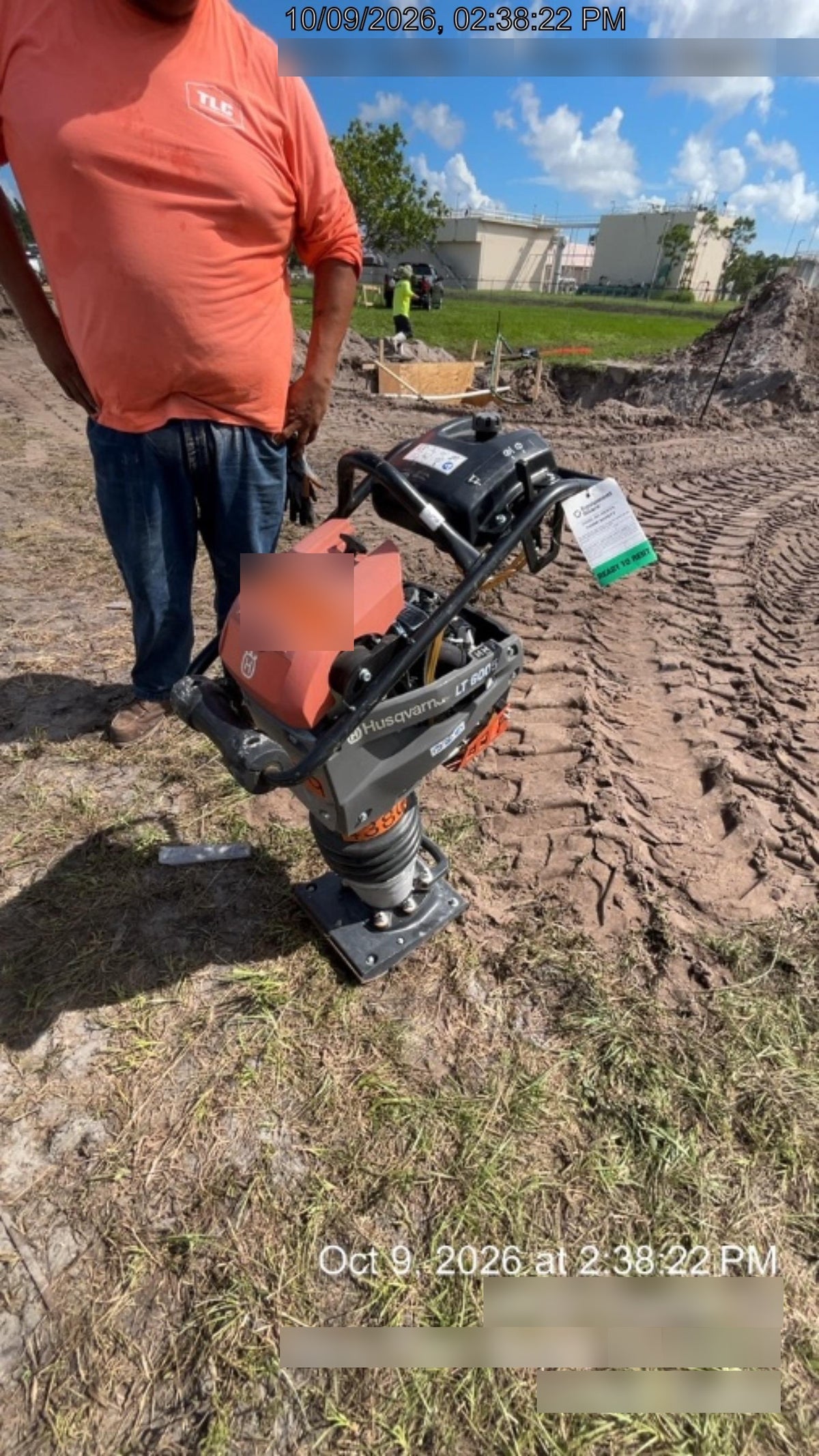2024 HUSQVARNA LT6005