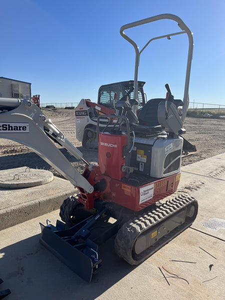 2023 TAKEUCHI TB210R