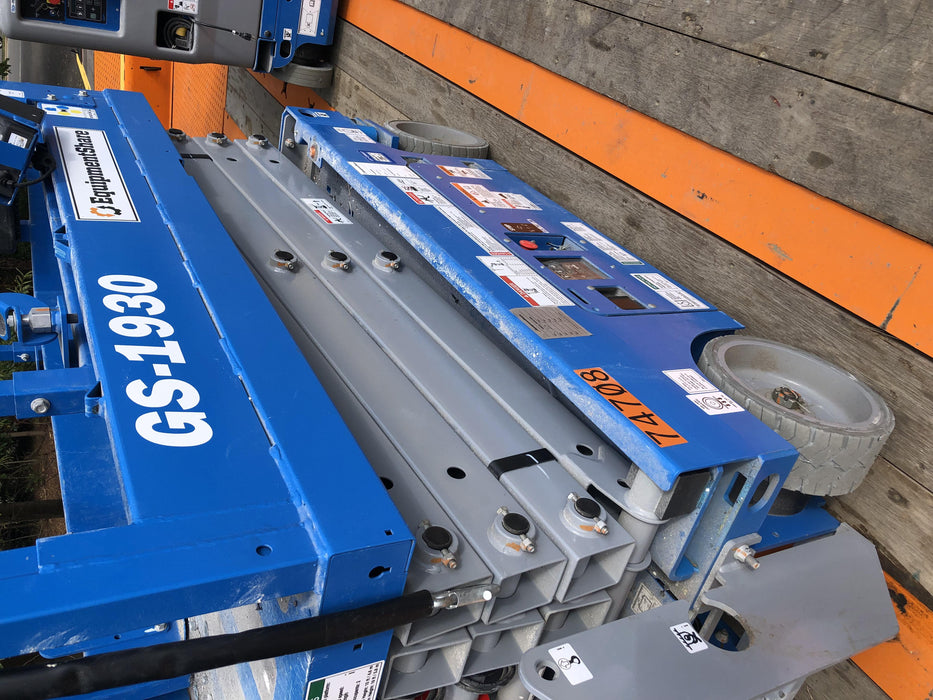 2020 Genie GS-1930 Fixed rails with chain entry gate - Pre A92.20