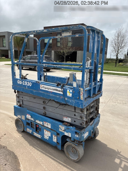 2019 Genie GS-1930 Fixed rails with chain Entry