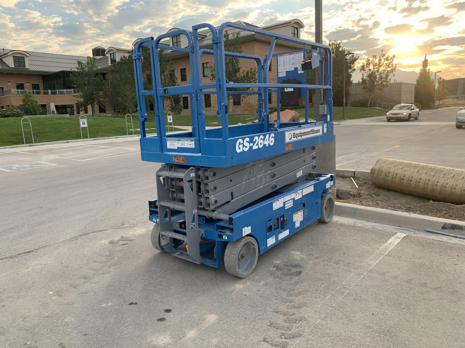 2019 Genie GS-2646 folding rails with full height swing gate