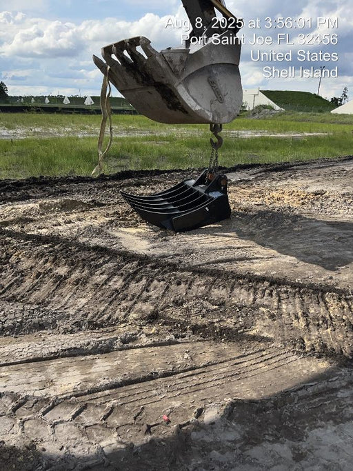 2024 FLECO FL16882 - 48" Excavator Root Rake