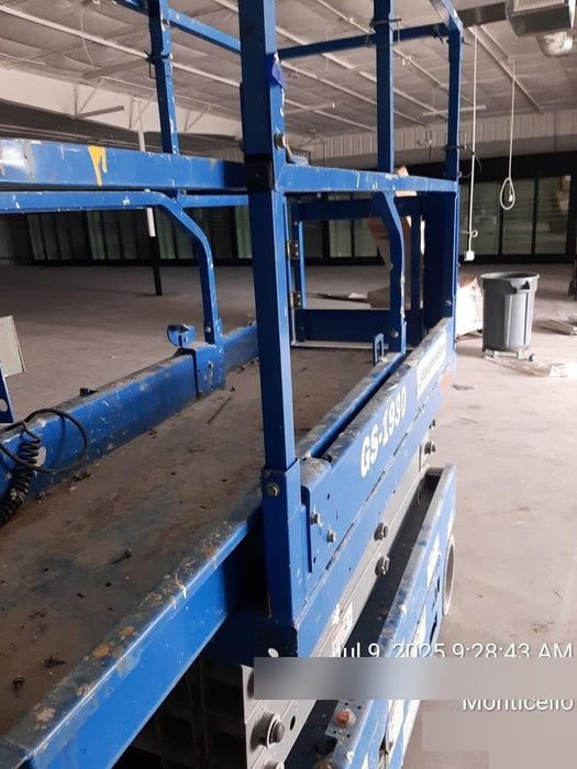 2020 Genie GS-1930 Solid Non Marking Tires, Beacon, Folding rails with half height swing gate