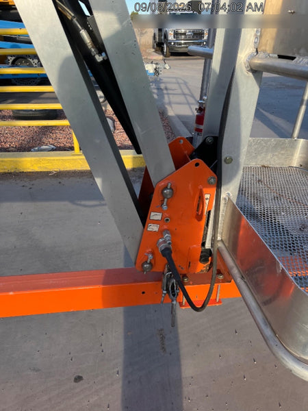 2023 JLG T500J