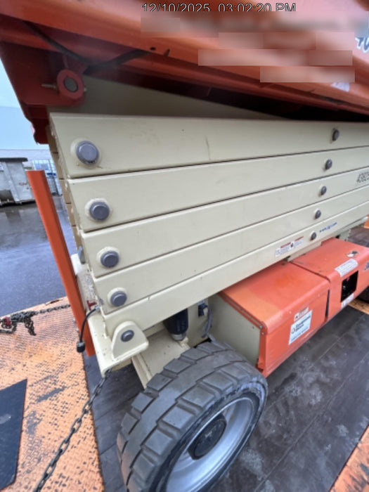 2019 JLG 4069LE Solid Non Marking Tires, Rotating Beacon