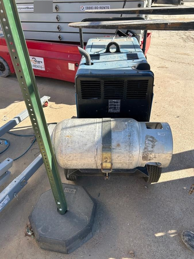 2019 Miller Electric BOBCAT 250 LP/Propane, Running Gear, Tank Bracket, Hose