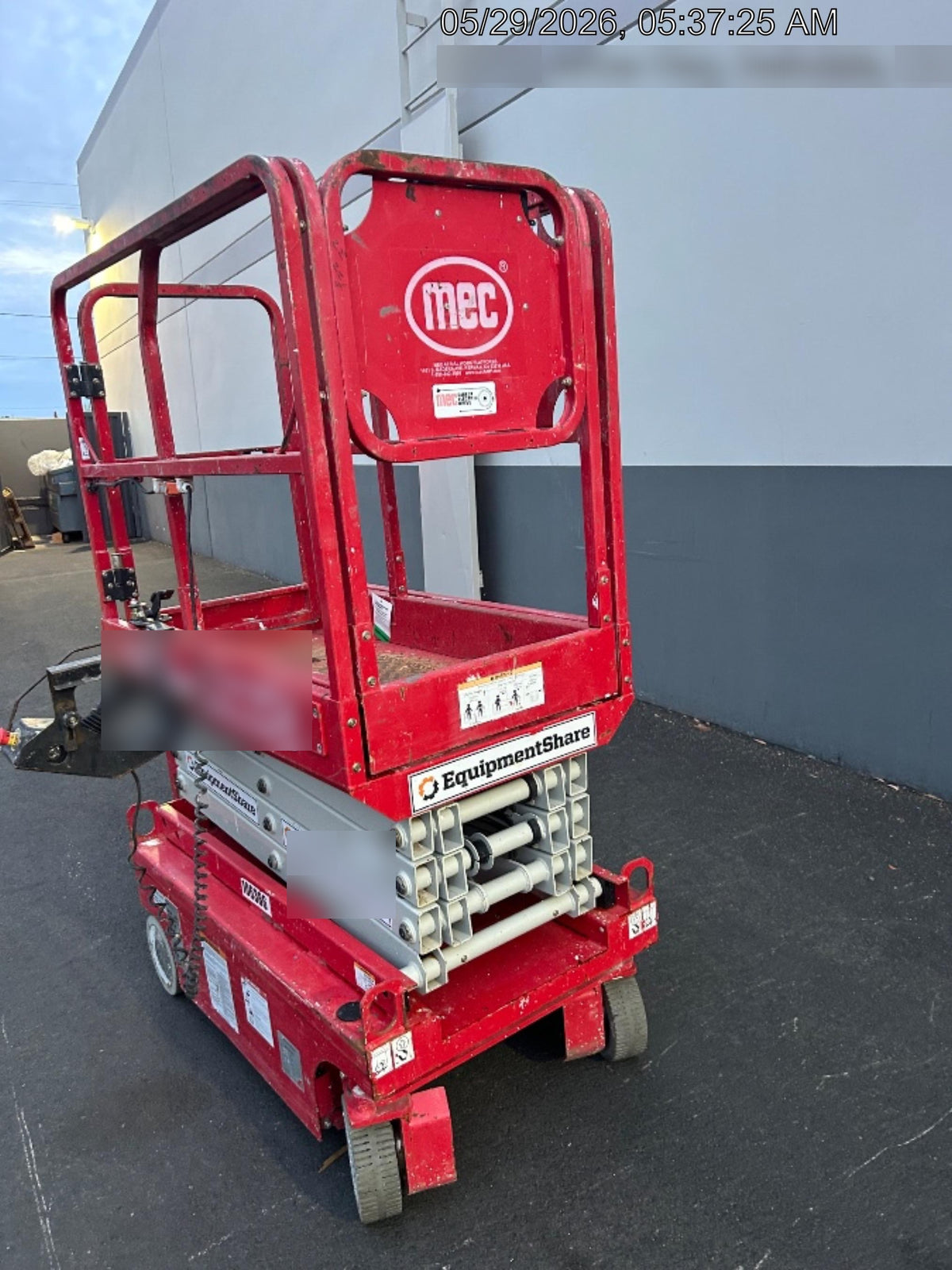 2020 MEC 1330SE Solid NM Tires, Steel Swing out Doors, LCS, Beacon, 900W Inverter